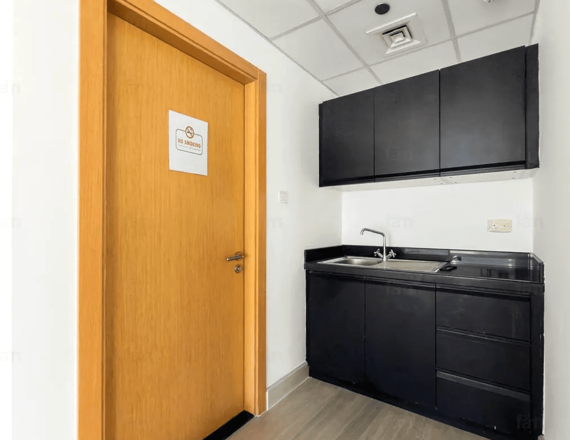 Premium Fitted Office | Sea View | Vacant